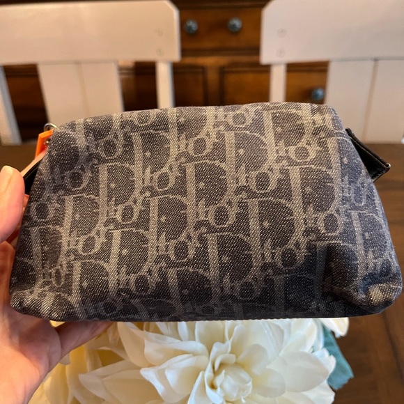 RARE DIOR DENIM OBLIQUE POUCH - Picture 3 of 12